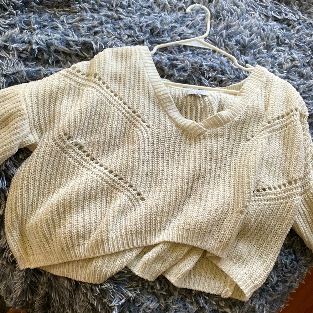 Cropped cream sweater